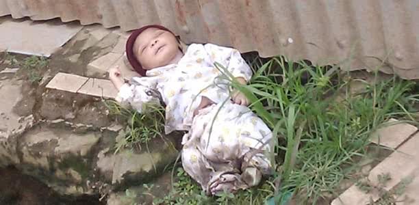 Premature Baby Discarded on Sidewalk